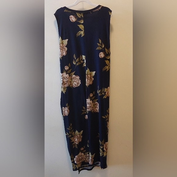 Nine Britton Navy Floral Midi Dress - Picture 2 of 4